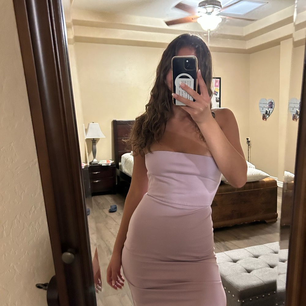 Elegant Lavender Strapless Dress